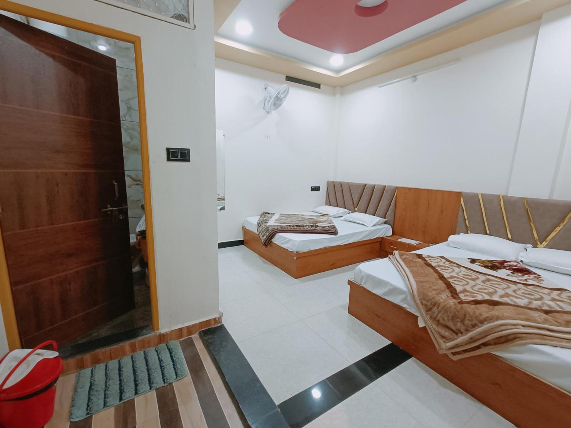 Hotel Shreem Ujjain Exterior photo