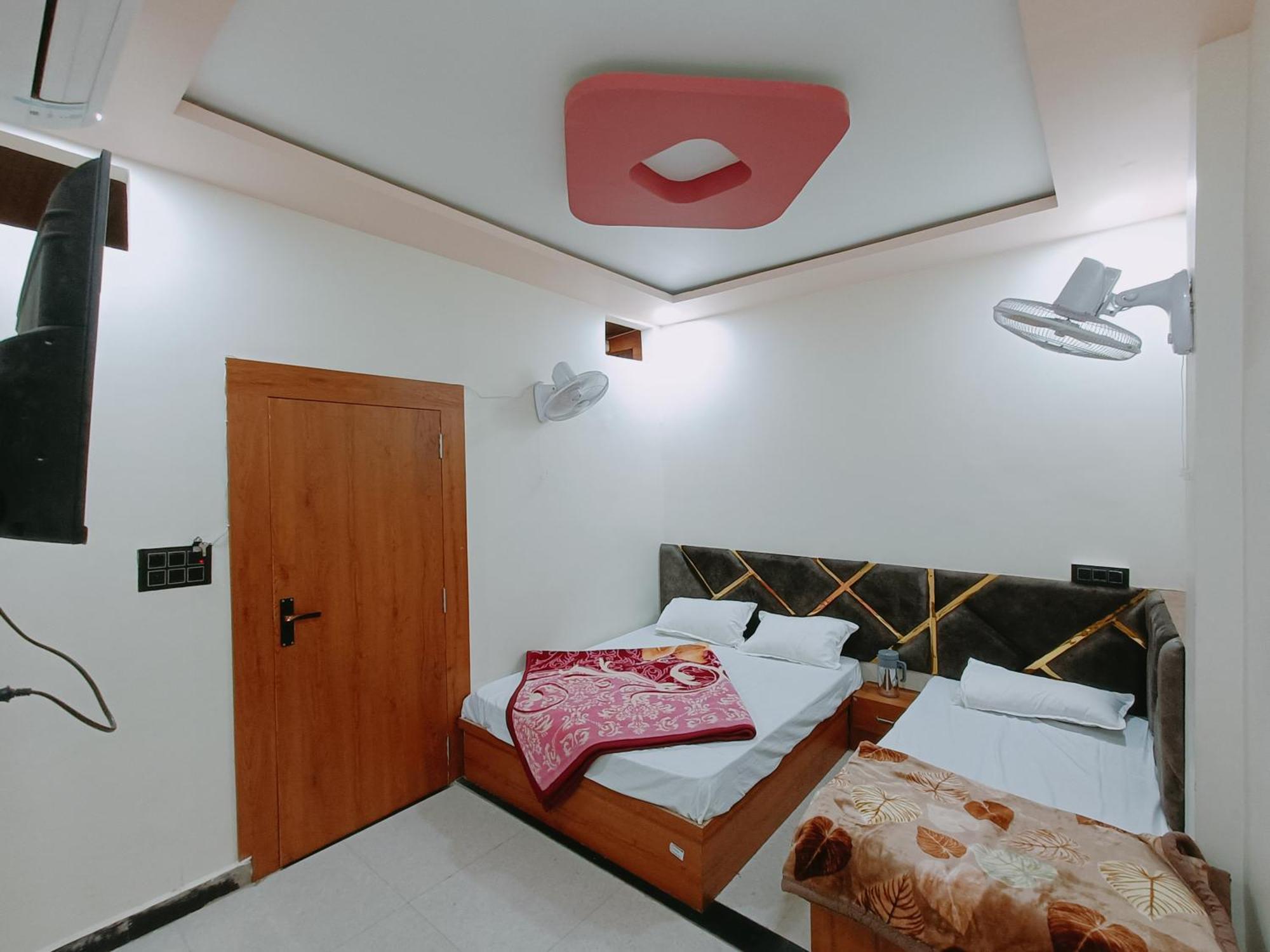 Hotel Shreem Ujjain Exterior photo