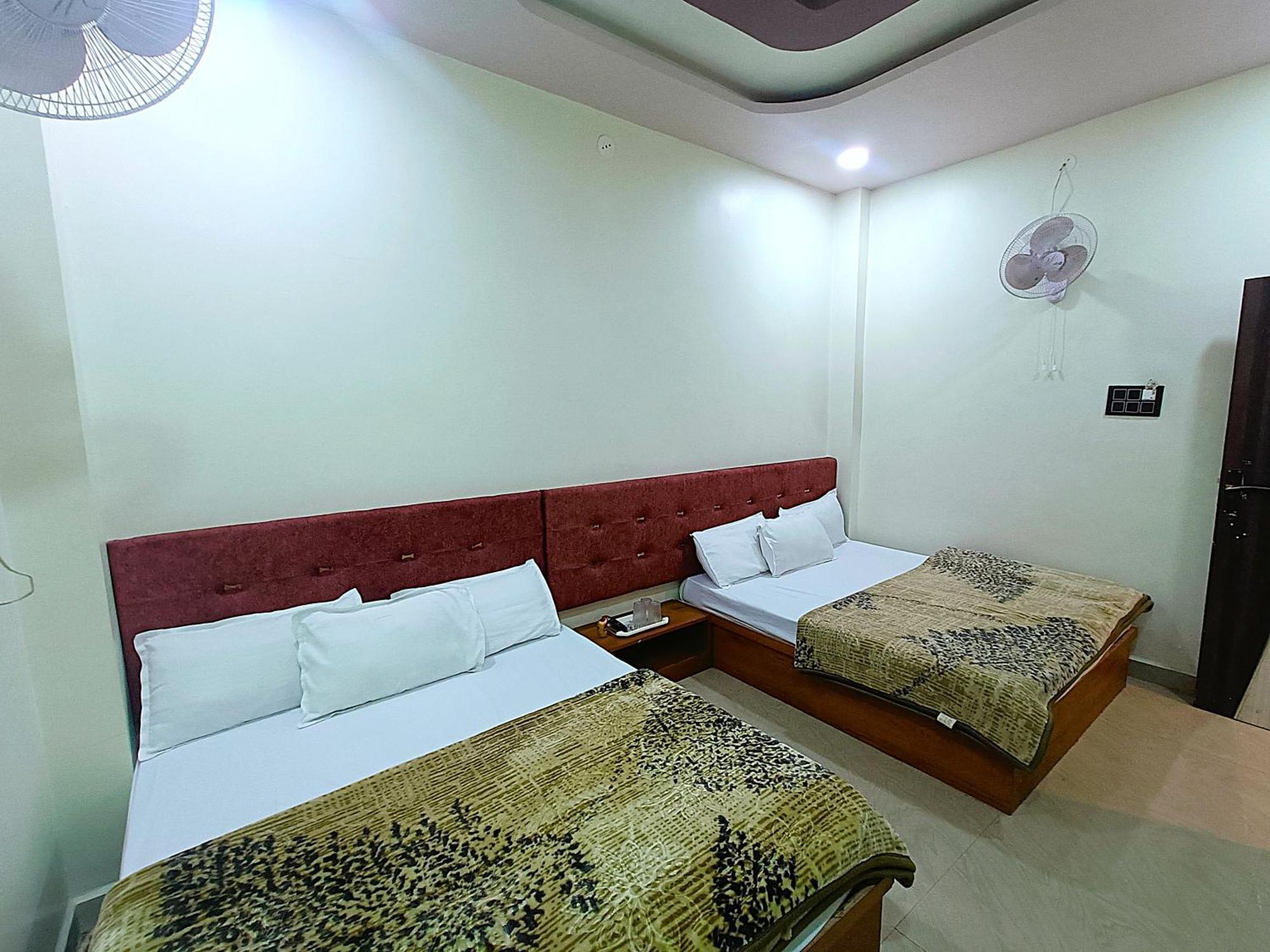 Hotel Shreem Ujjain Exterior photo