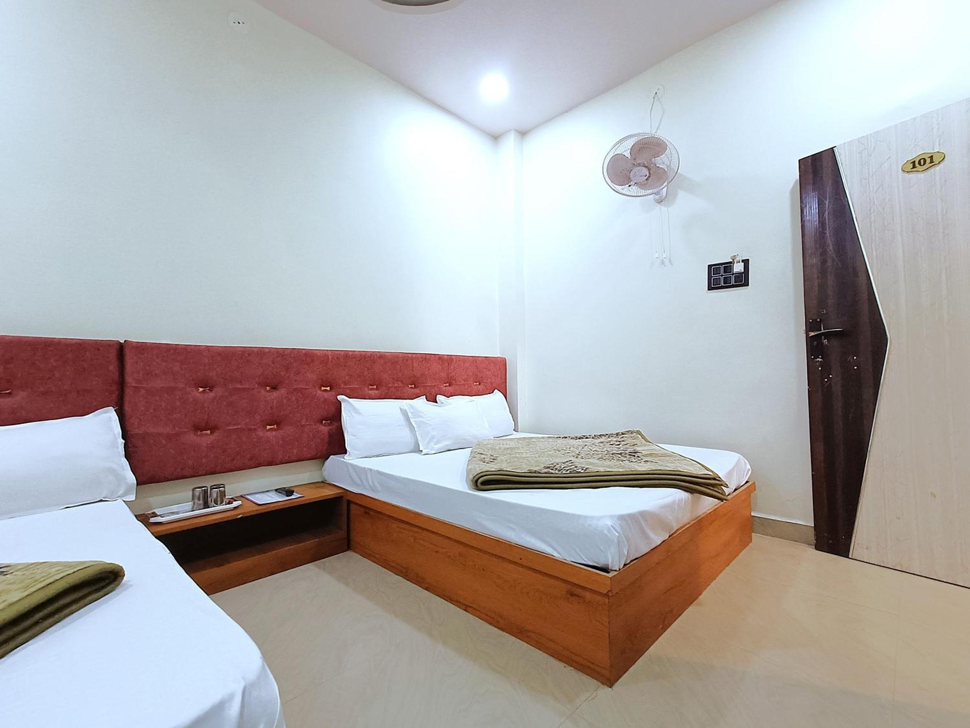 Hotel Shreem Ujjain Exterior photo