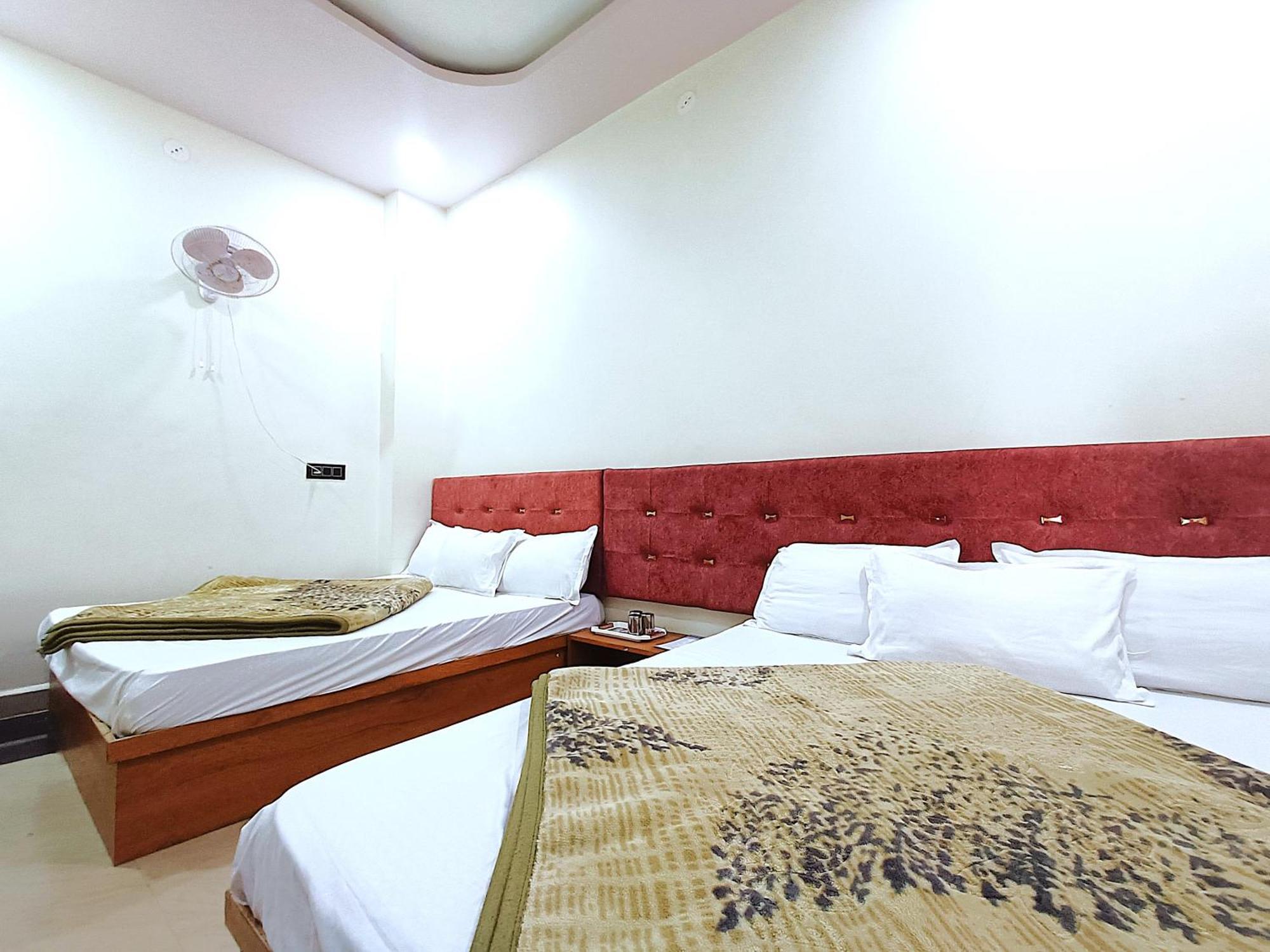 Hotel Shreem Ujjain Exterior photo