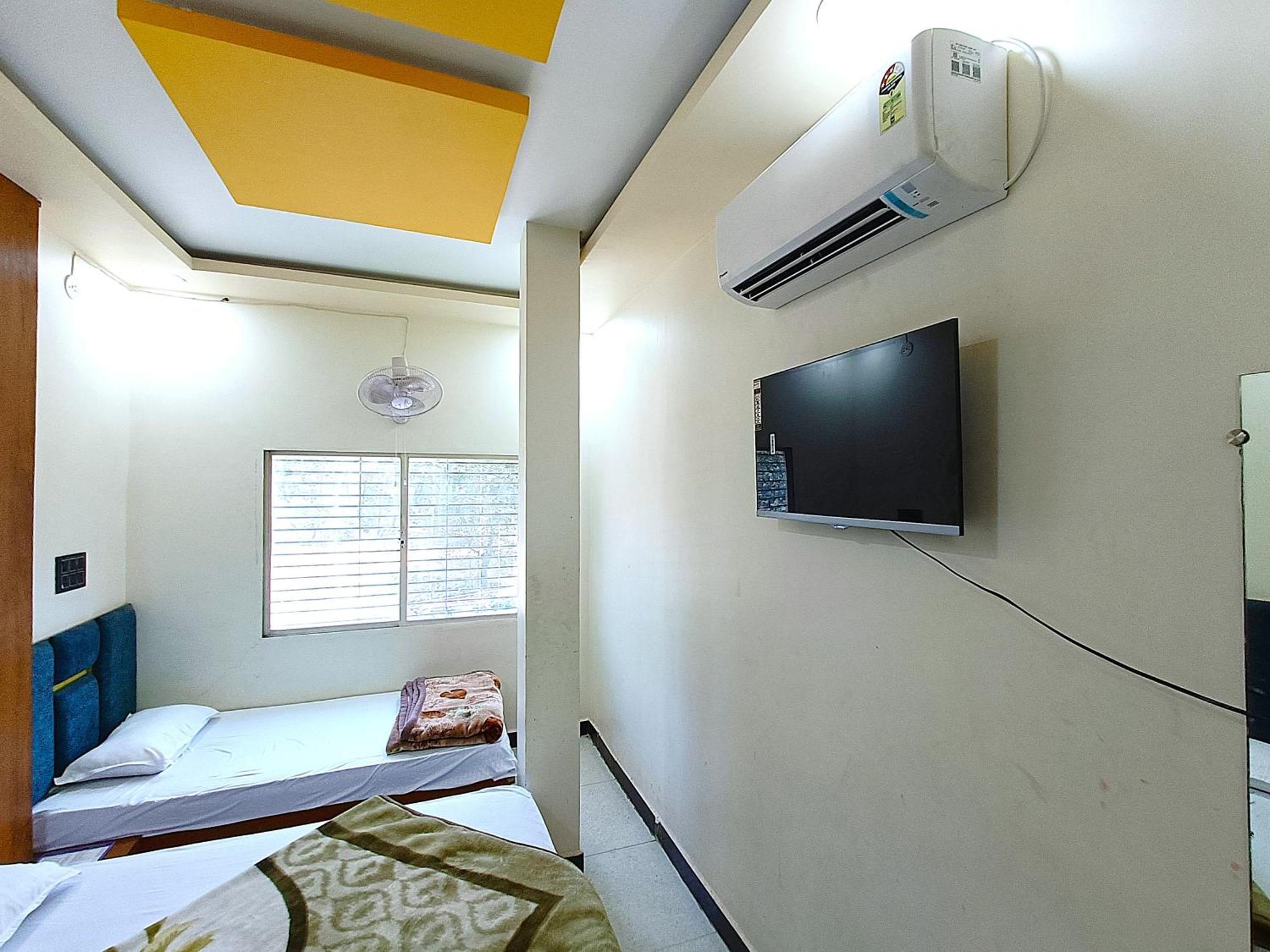 Hotel Shreem Ujjain Exterior photo