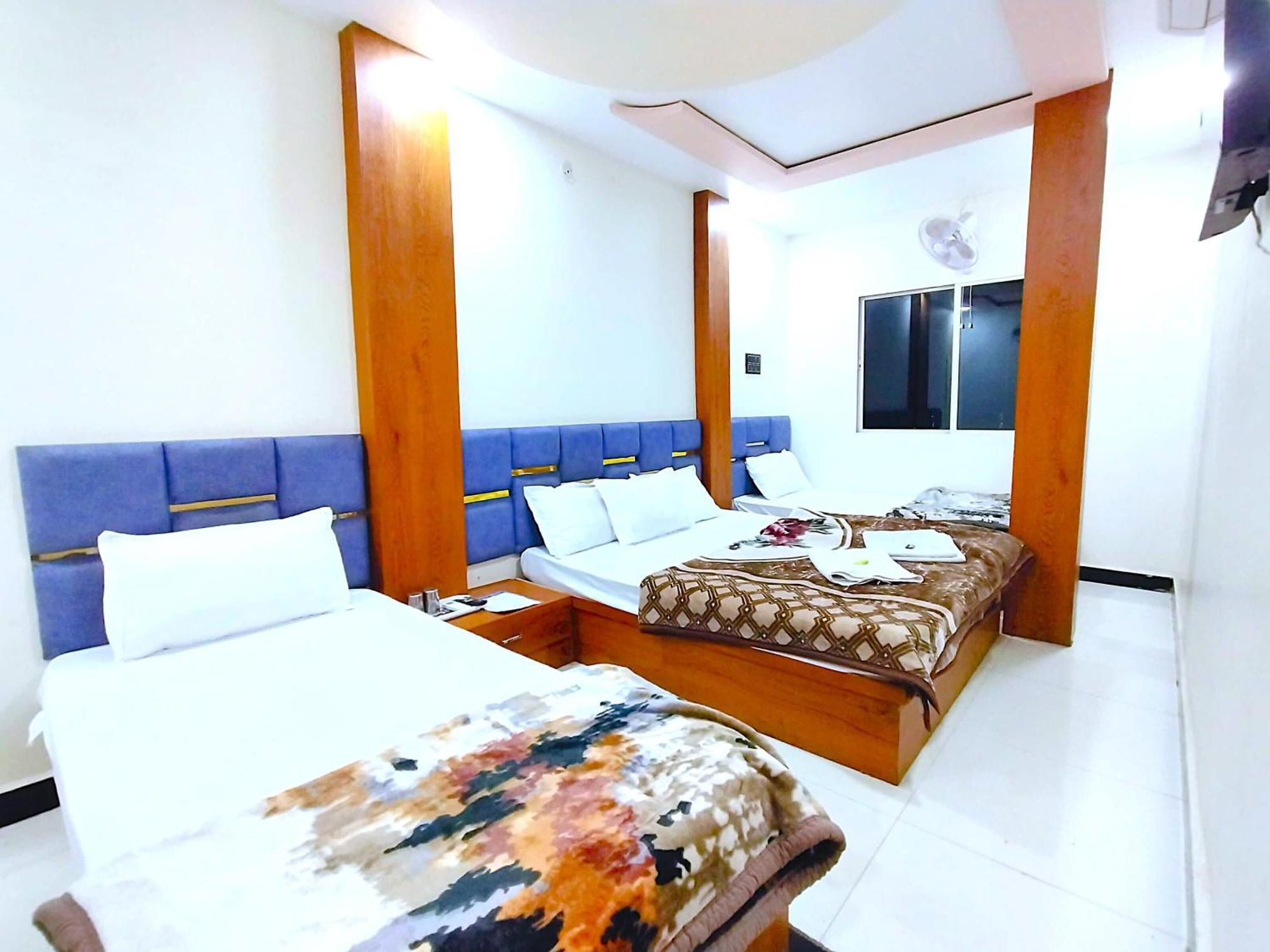 Hotel Shreem Ujjain Exterior photo